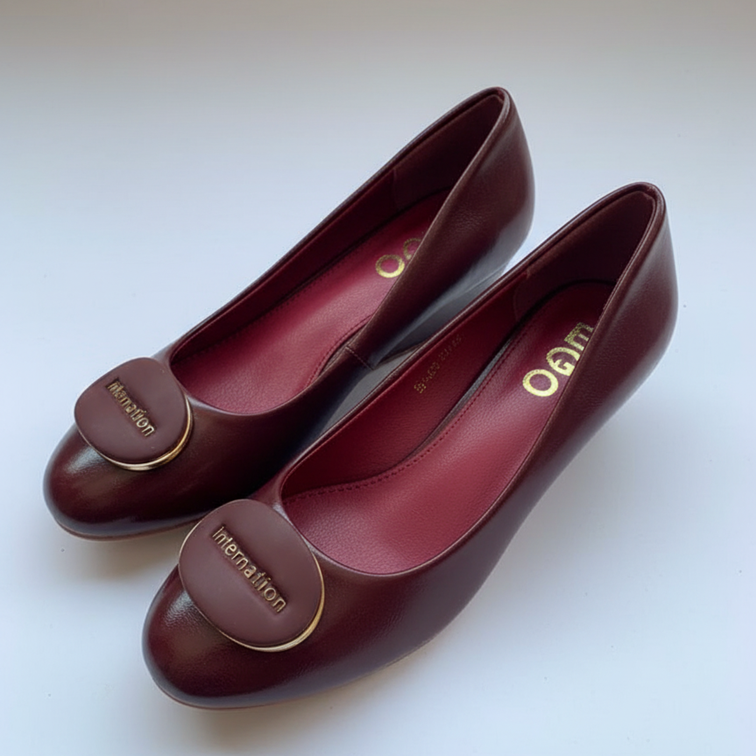 OOGM International Charm Burgundy Wedges